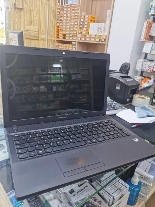 Laptop 