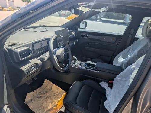 Geely Cowboy+mala electric+2lad dmbions+latlag 2025 La tout option