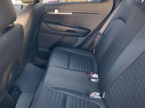 Kia Sonet  2025 comfort