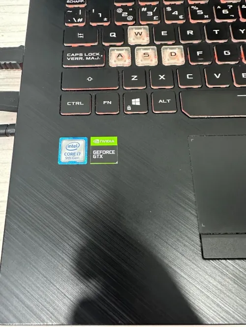 ROG STRIX