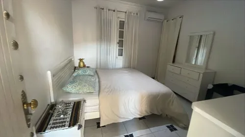 Vente Appartement Niveau de villa F3 Alger Hydra