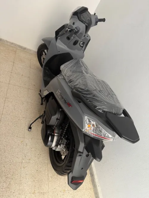 Sym St 200 2025