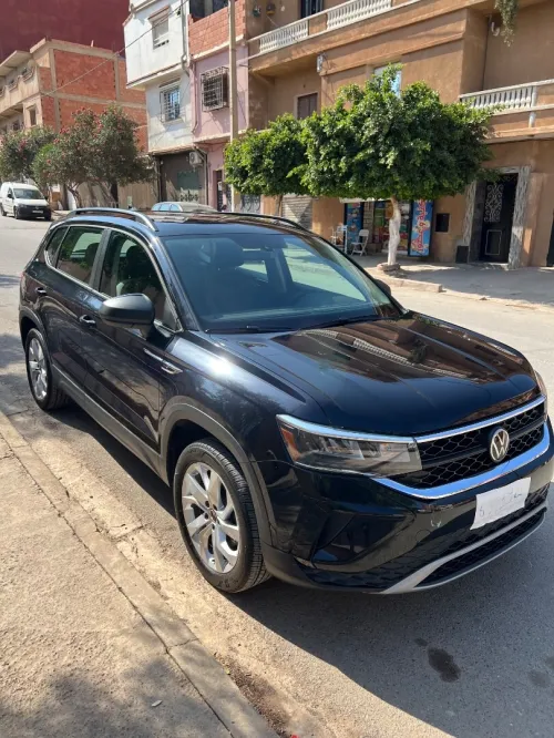 Volkswagen Taos 2023 SE Black 