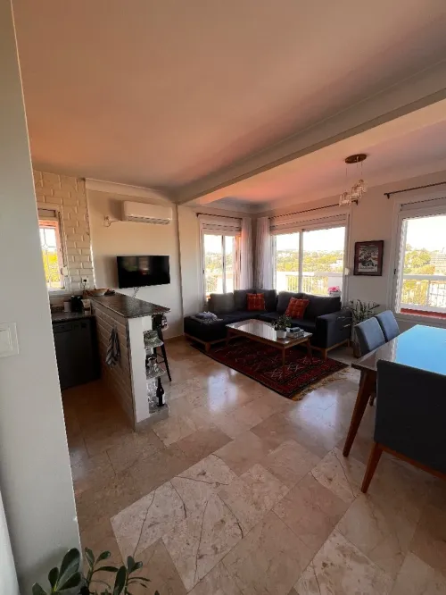 Location Appartement Niveau de villa F3 Alger Hydra