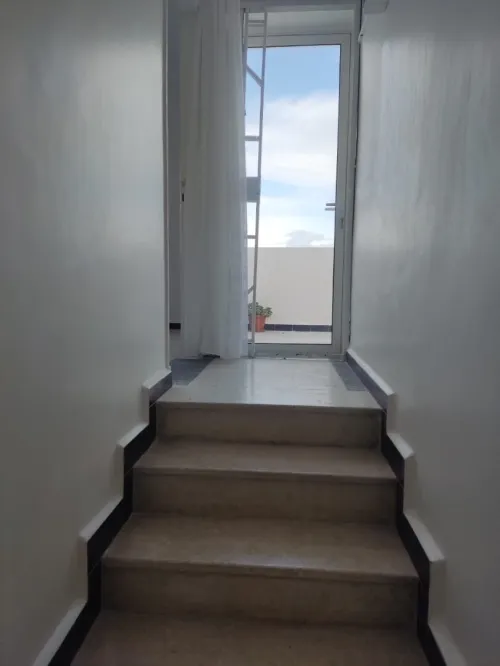 Location Appartement Niveau de villa F4 Alger Hydra