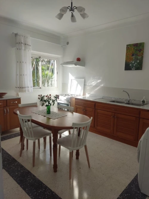 Location Appartement Niveau de villa F4 Alger Hydra