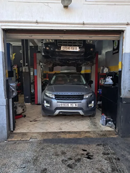 LAND ROVER RANGE ROVER JAGUAR CHERAGA 