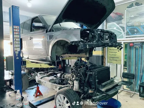 RANGE ROVER JAUAR LAND ROVER