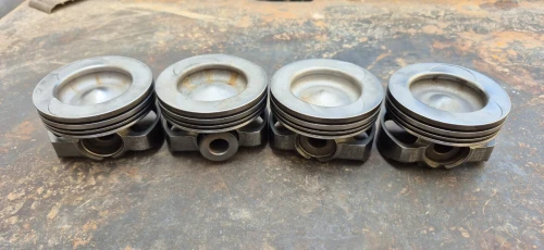 Piston