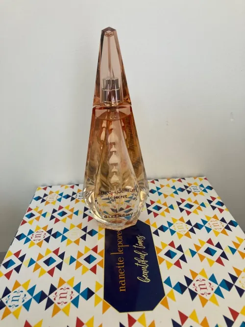 Parfums Perfume عطر
