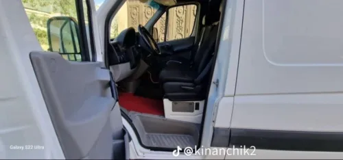Mercedes Mercedes 311 2017