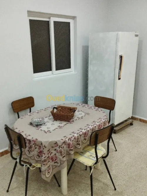 Location Appartement Niveau de villa F3 Jijel Jijel