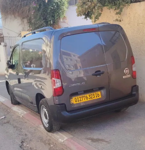 Fiat Doblo 2023 Doblo 2023 italien 3 place