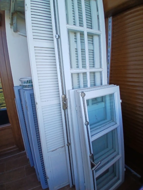 Fenêtre, porte fenêtre et porte balcon