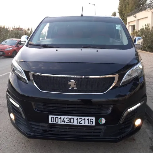 location mini van avec chauffeur 