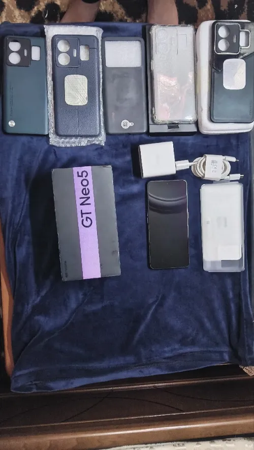 Realme GT NEO5
