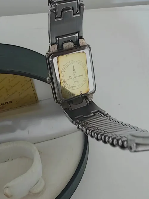 Montre classique La Fontaine Saphire