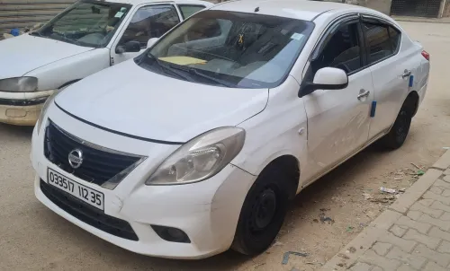 Nissan Sunny 2012 Sunny