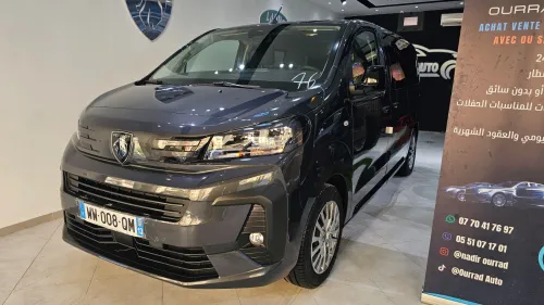Peugeot Expert 2025 9 place
