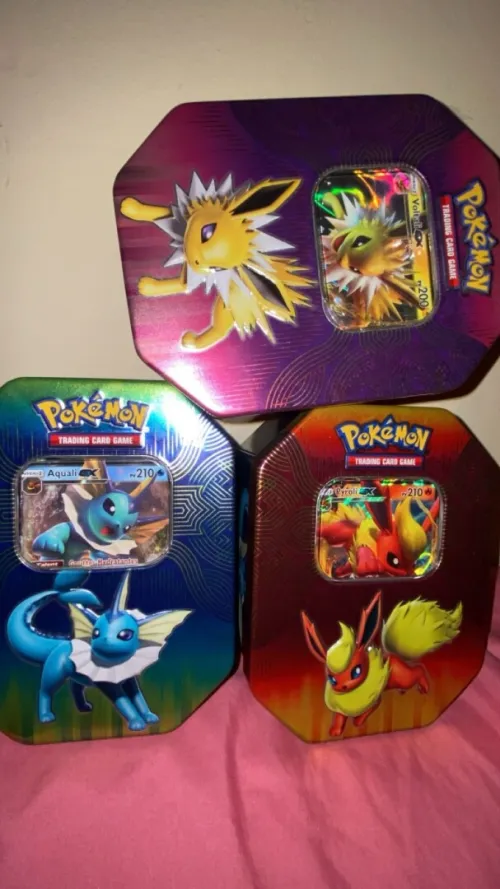 Lot de cartes Pokémon GX rares avec boîtes  Excellent état