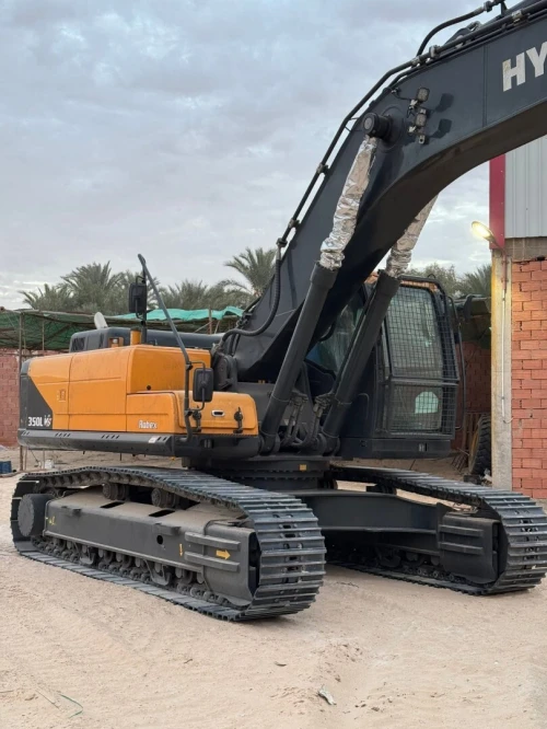 Hyundai 350 2025