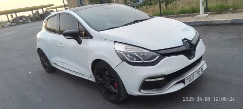 Renault Clio 4 RS 2015 200 ch stage 1
