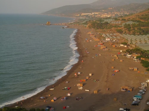 Location vacances Appartement F3 Tipaza Damous