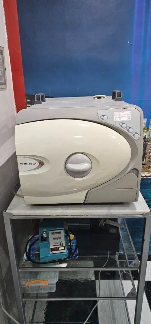 Fauteil dentaire et Autoclave 21 l Faro