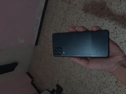 Samsung A12