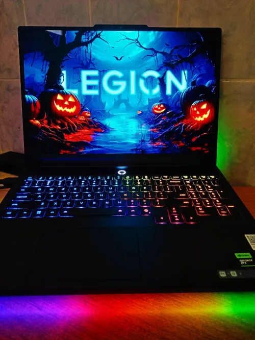 LENOVO LEGION 7 Pro ultra 9 275HX 32G 2T SSD NVIDIA RTX 5080 16G DRR6 ÉCRAN 16 OLED