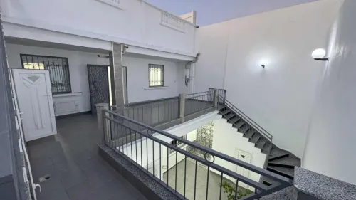 Location Appartement Niveau de villa F4 Chlef Chlef