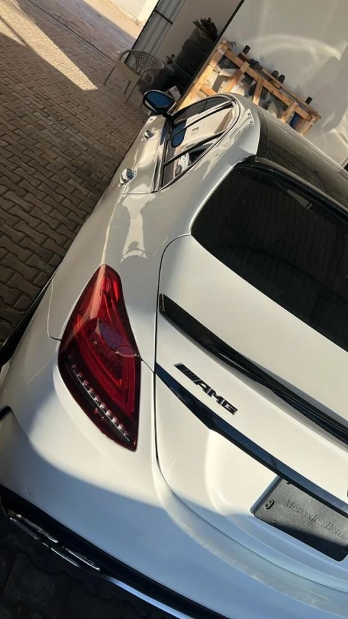 Mercedes C63s 2019 Amg