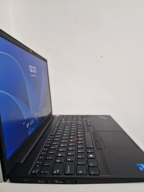 Lenovo thinkpad E15 gen 2 i5-1135G7