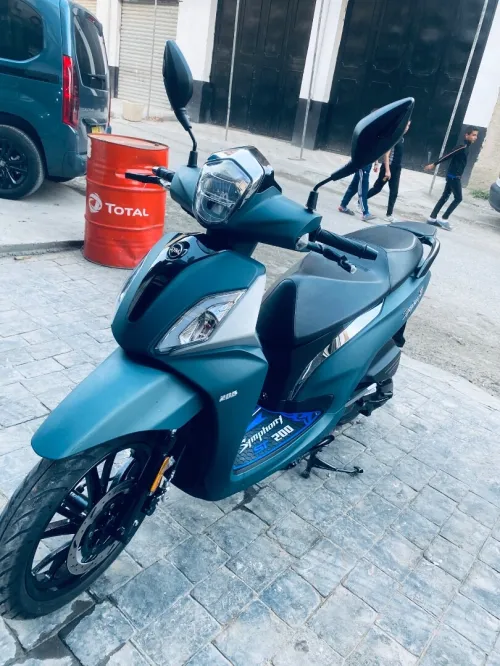 Sym St 200 2025