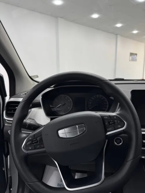 Geely Coolray 2026 la base