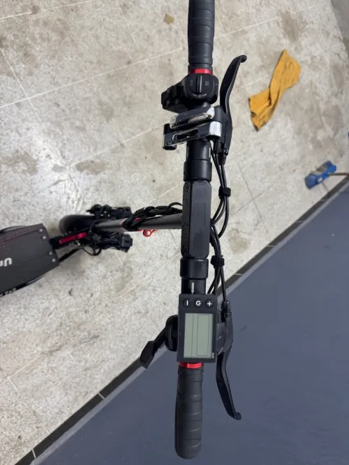 Trottinette électrique UrbanGlide E-cross max 2*2 double moteur 