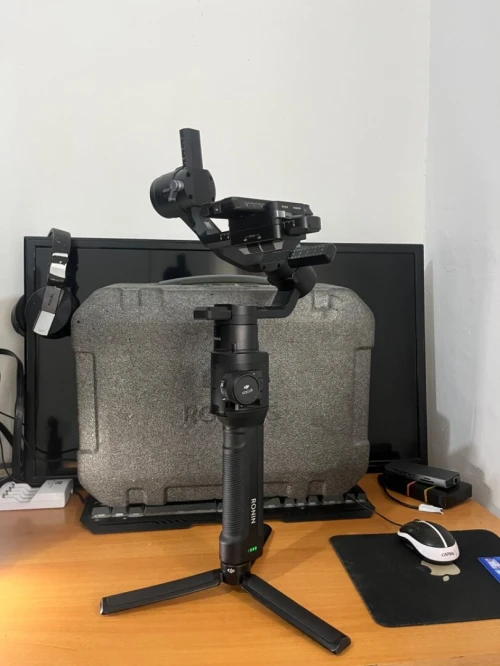 مانع اهتزاز الكميرات       stabilisateur caméra dji ronin s