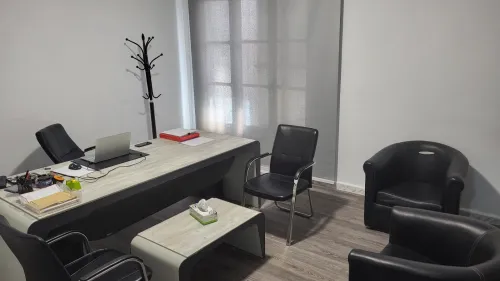 Location des bureaux / coworking /adresse commerciale /Domiciliation d'entreprises توطين الشركات 