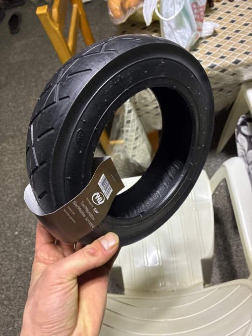 Pneu trottinette 10 pouces NEUF Marque européenne CE