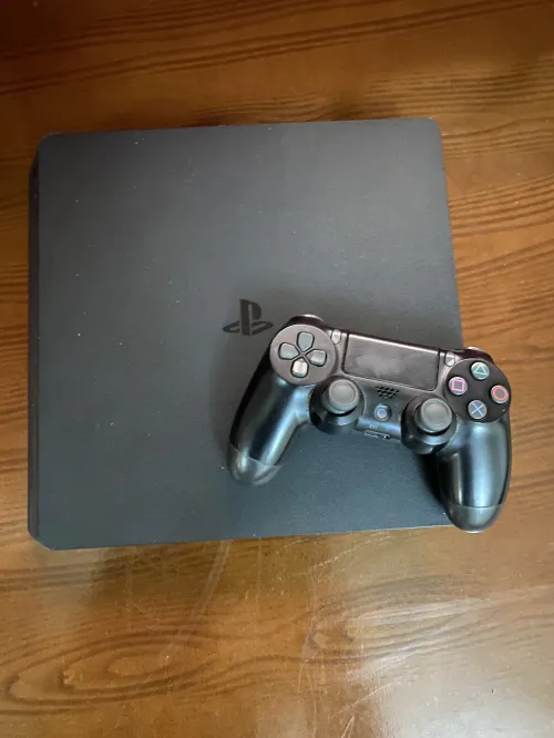 Ps4 online avec manette original V13.50 avec plus 40 jeux