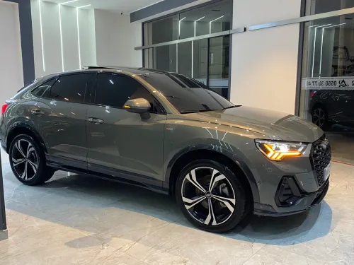 Audi Q3 2023 S-Line