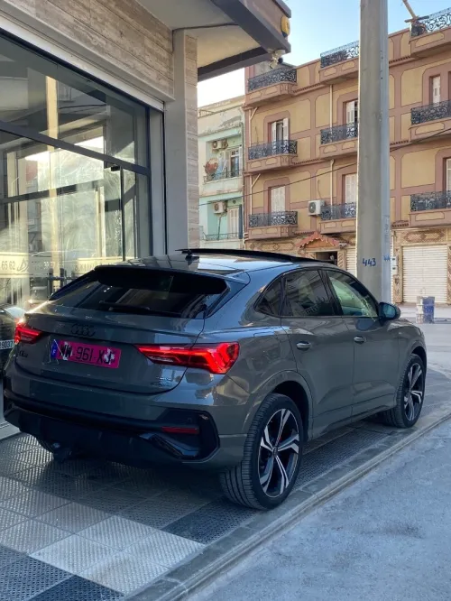 Audi Q3 2025 S - Line