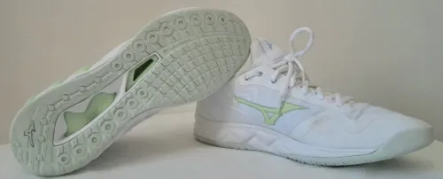 Mizuno wave lyminous 2