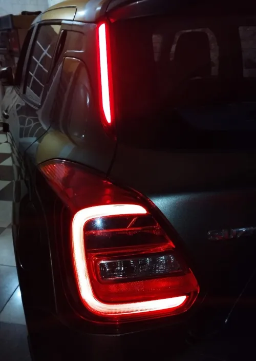 Suzuki Swift 2022 GLX LA TT OPTIONS IMPORTER DE DUBAÏ 1ER MAIN