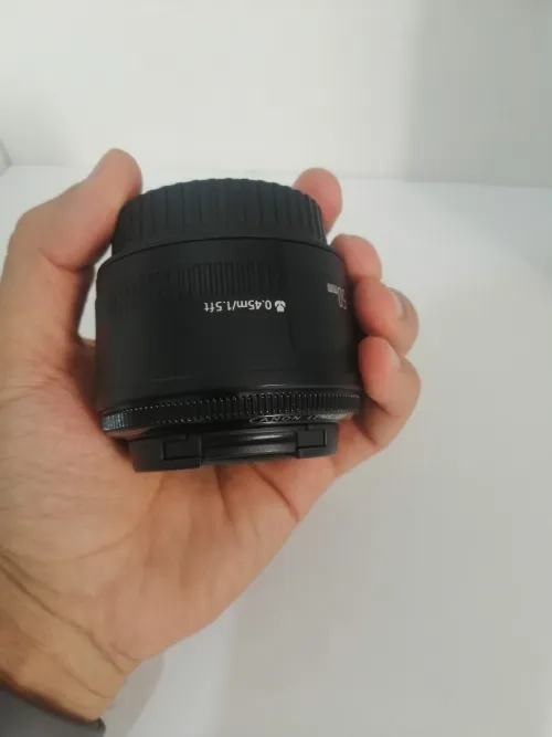 Objectif Canon EF 50 mm 1.8