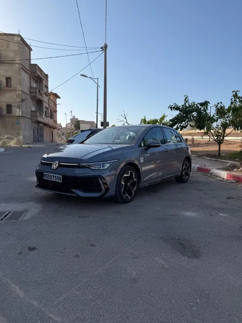 Volkswagen Golf 8 2025 R-Line