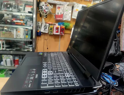 Acer Nitro v15 i7 13ieme + RTX 4060 Gaming Laptop - Promotion