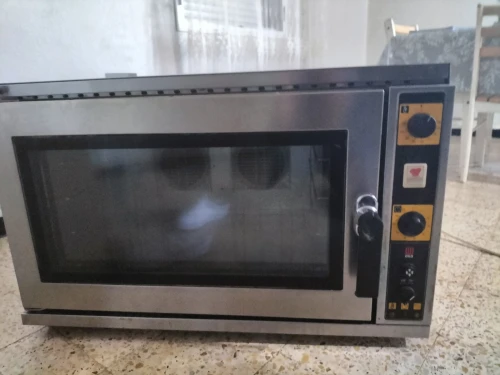 Four ventilé 380v