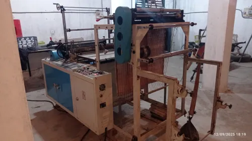 Machine fabrication sac poubelle