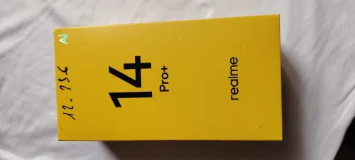Realmi Realmi14pro plus 256g ram12